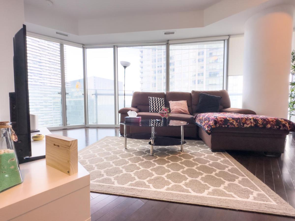 Luxury 2 Bedrooms With Lakeview Cn Tower Entertainment District Rogers Centre Toronto Zewnętrze zdjęcie
